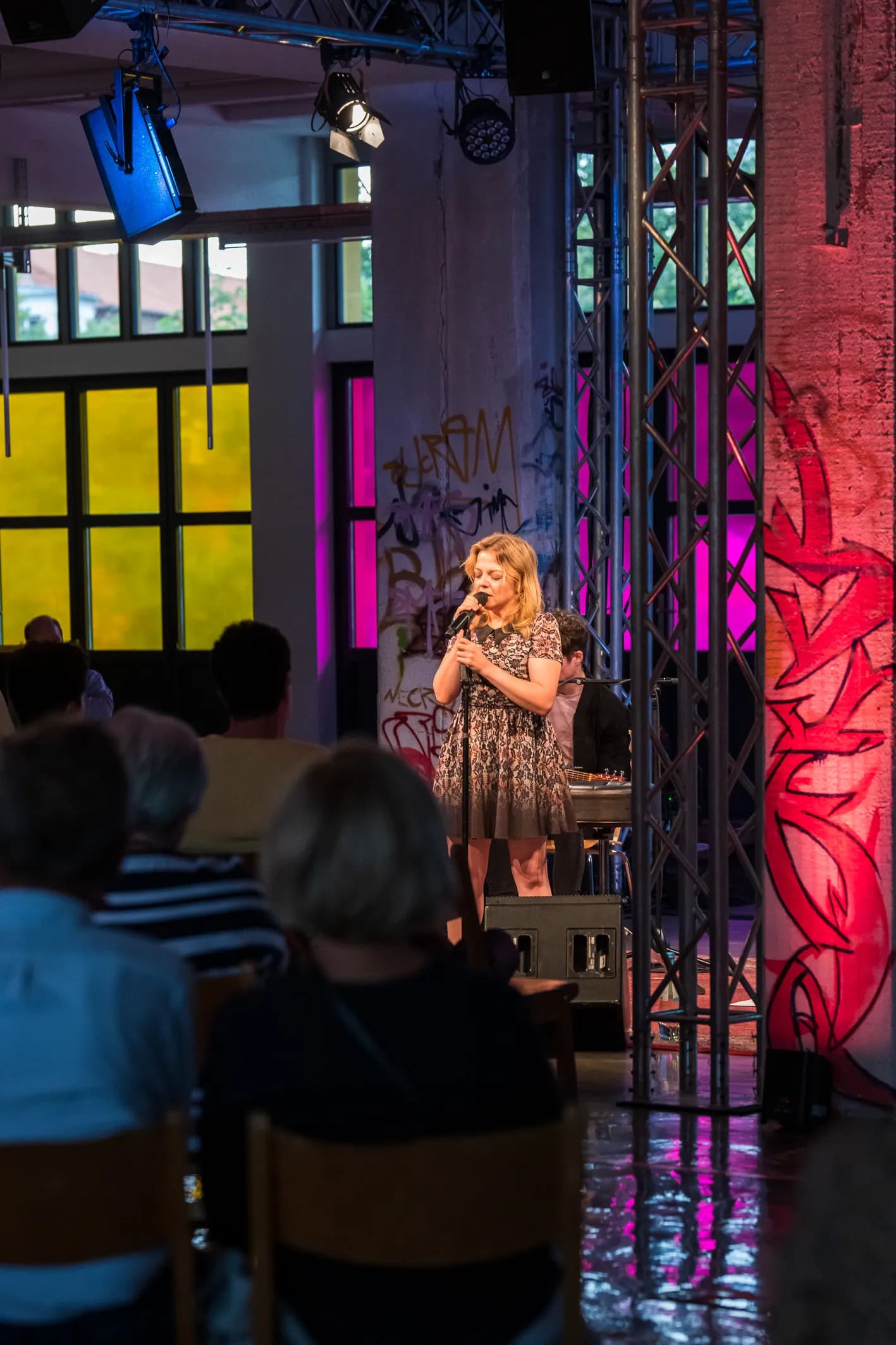 Kontor Eventhalle Gäste